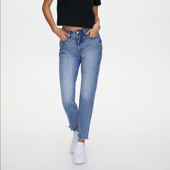 Levi’s wedgie fit mom jean - Picture 5 of 9